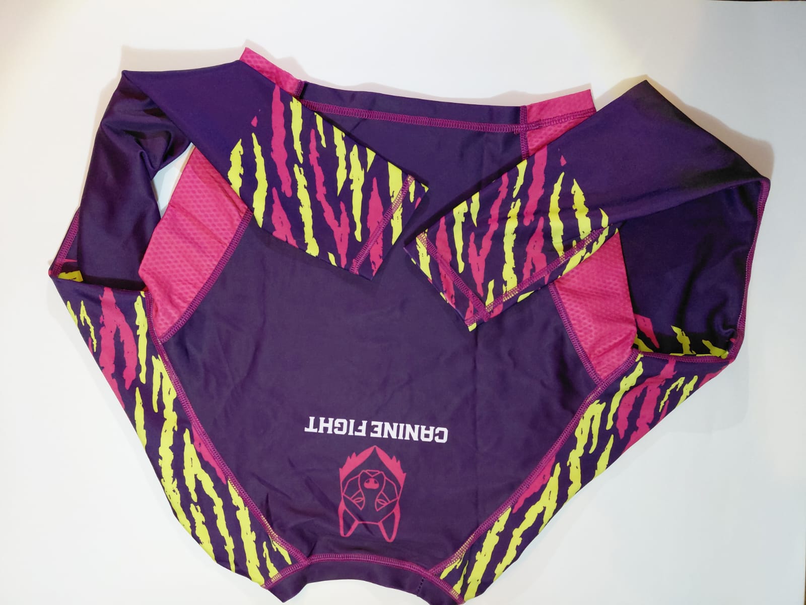 Rashguard/camiseta de compresiòn NOGI modelo Short purple long-sleeved femenino