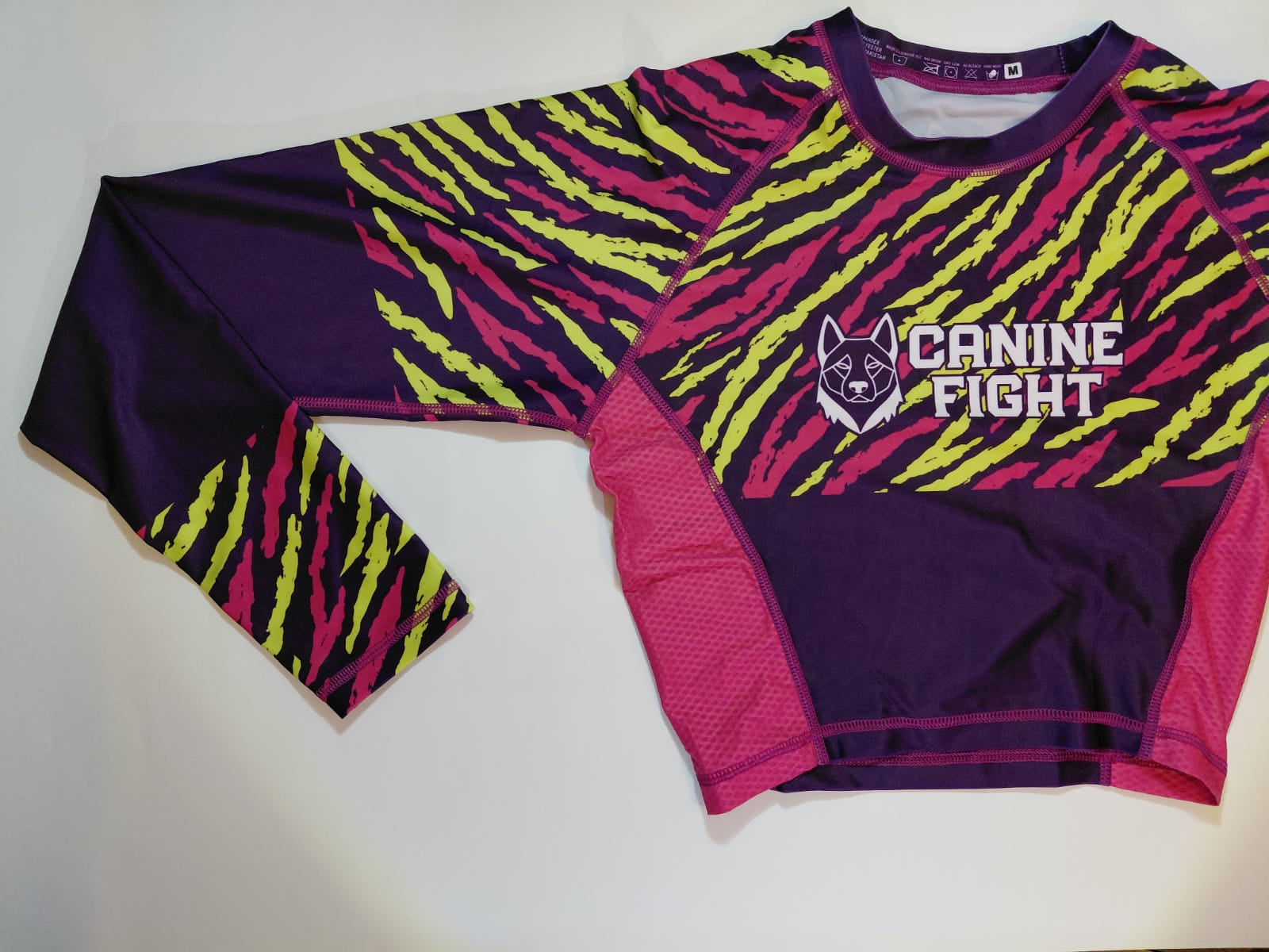 Rashguard/camiseta de compresiòn NOGI modelo Short purple long-sleeved femenino