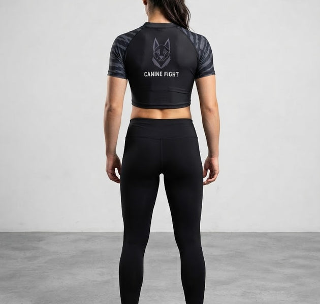 Rashguard/camiseta de compresiòn NOGI modelo Katana short femenino